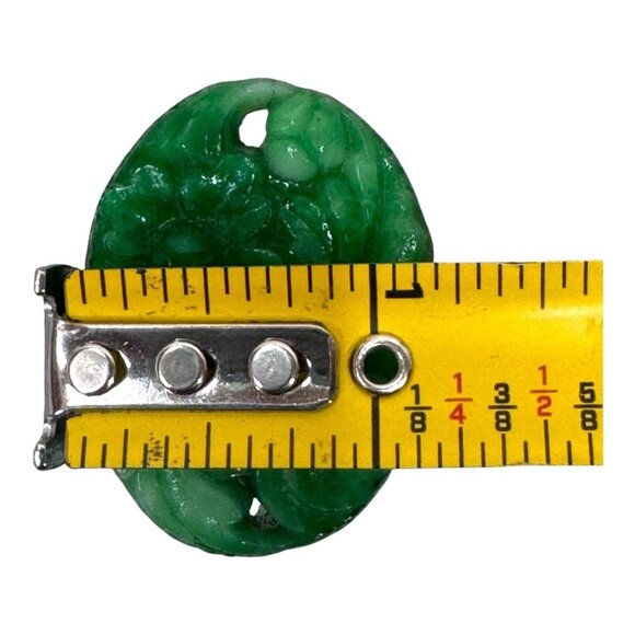 Vintage Carved Green Jade Glass Oval Pendant Floral FLowers 1.5" Jadeite Estate - Picture 3 of 4